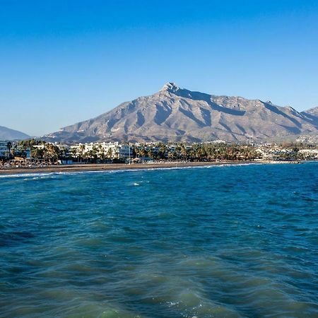 By Riva - Luxurious, Exclusive 2 Bedroom Apt Inside Puerto Banus Marbella Exterior photo